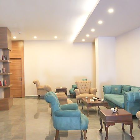 Start Hotel Antalya Bagian luar foto