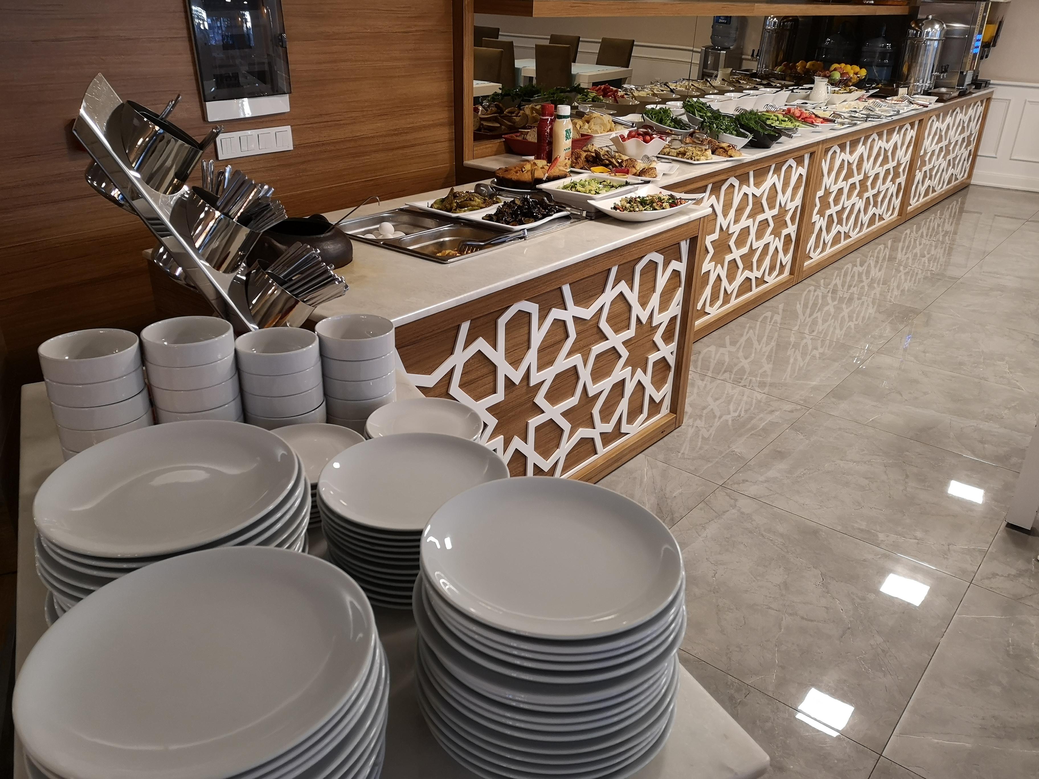 Start Hotel Antalya Bagian luar foto