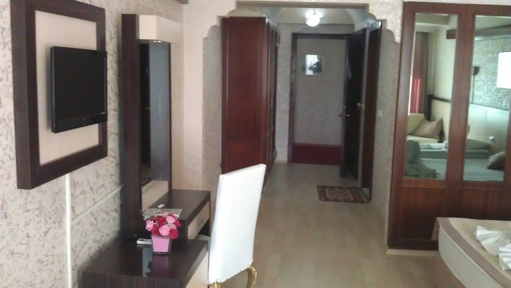 Start Hotel Antalya Bagian luar foto