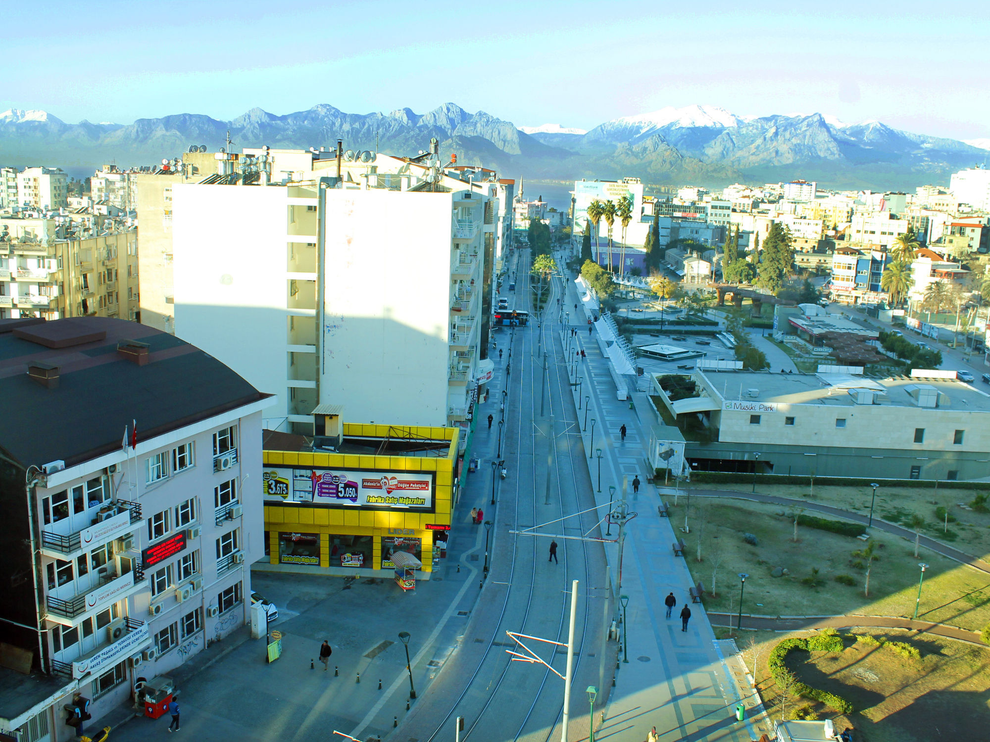 Start Hotel Antalya Bagian luar foto